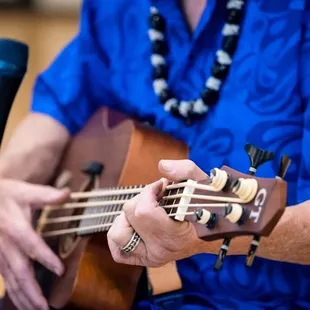 Mmmmmm.. Hawaiian tunes 3