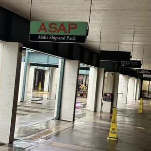 Front signage at Mililani Shopping Center