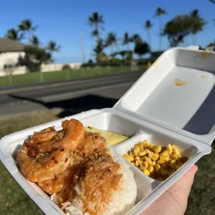 food, chicken wings and fried chicken