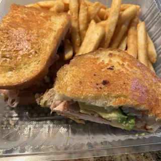 Clubhouse Avocado Sandwich
