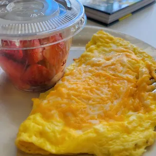 Cheese Omelette with Fruit