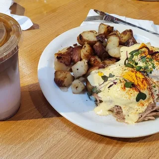 Kalua Pork Benedict
