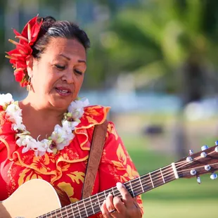 Aloha Style Weddings