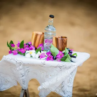 We performed a Kauai wedding this weekend &amp; I love how the officiate used the Koa containers and the ocean water right there on the beach...