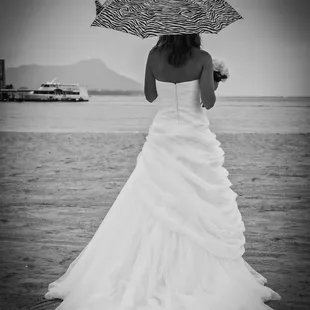 Waikiki bride - black and white.