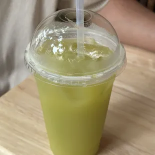 FRESH sugarcane and calamansi juice (10/10)