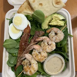 Kahuku shrimp spinach salad