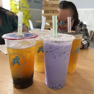 Fruit Teas, Milk Teas, &amp; Jenga