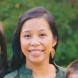 Kim E.
