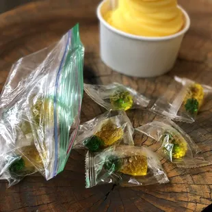 Pineapple gummies