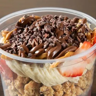 Uppers Bowl with Peanut Butter and Cocoa Nibs