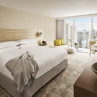 Partial Ocean View - 1 King Bed