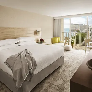 Ocean View - 1 King Bed