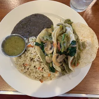 Tacos de Nopalitos