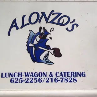 Call ahead because he cooks as you order so takes longer than your usual lunch wagon.