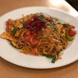 Sriracha Noodle with Chicken