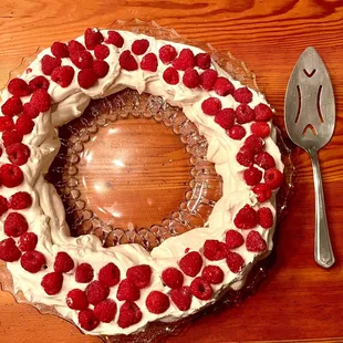 Christmas Pavlova solstice celebration event incredible local chefs coming together at Alpha Omega Pizza Farm