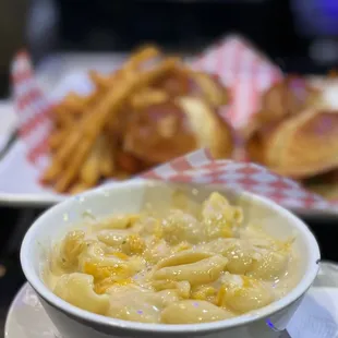Small side of Mac n&apos; cheese!