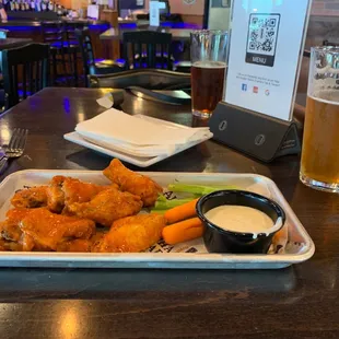 1lb of wings