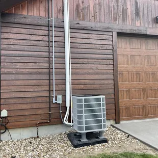 BOSCH 18 SEER INVERTER HEAT PUMP