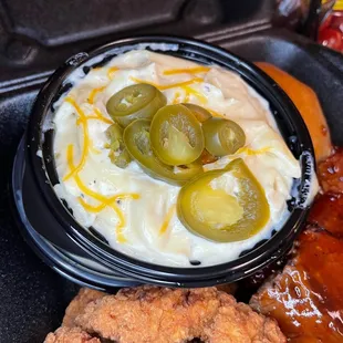 food, chicken wings and fried chicken