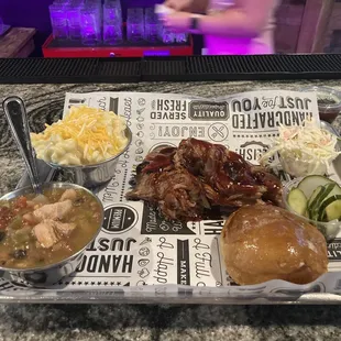 1/2 lb pulled pork dinner