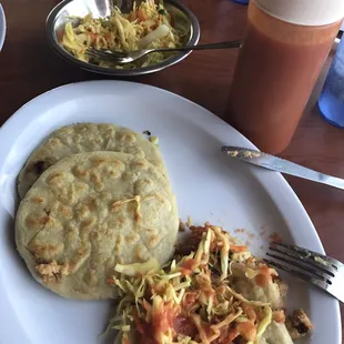 Pupusas Revueltas