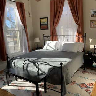 Eagle Peak En-Suite with Private Bathroom