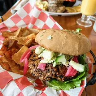 Falafel burger