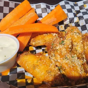 Buffalo Parmesan Garlic Wing Dinner