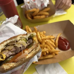 Cheeseburger with grilled onions &amp; pickled jalapeños