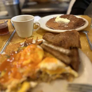 Blackberry and chocolate chip flapjack &amp; The José