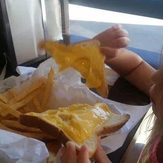 Kid' Grilled Cheese