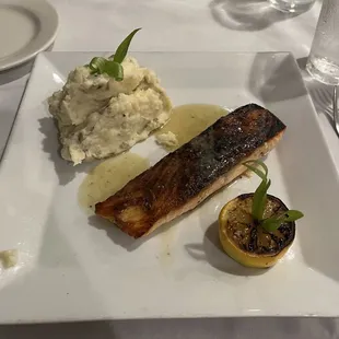 Salmon and mashed potatoes