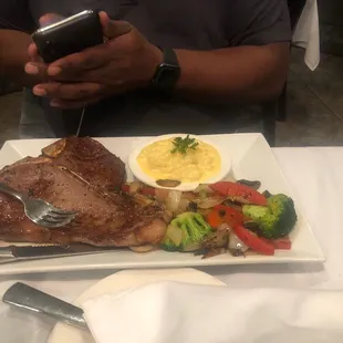 Porterhouse steak with Mac and cheese and mixed veggies. Mac and cheese was very good ! (Coming from a southerner)