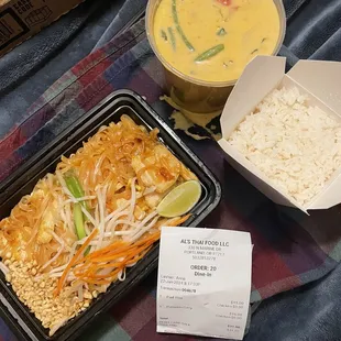 Pad Thai and pumpkin curry $31!