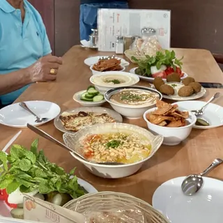 Fatteh Laban With Ground Meat