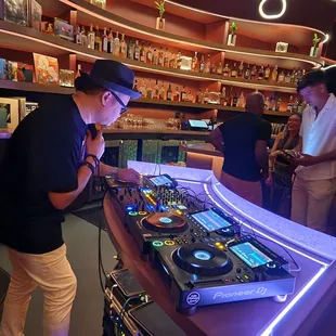DJ Jask - Sade Sundays