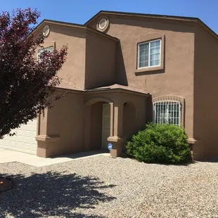 Amazing 3 bed &amp; 2.5 bath2,004 Sq Ft home. Laminate wood floors, white cabinetry kitchen opens to great room. Huge upstairs loft.