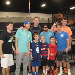 Dude Perfect filmed a challenge at the park - Jan 2017