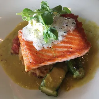 Ora King Salmon Poke