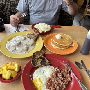 Biscuits &amp; Country Gravy Two Pancakes California breakfast skillet corn beef and hash fresh fruit