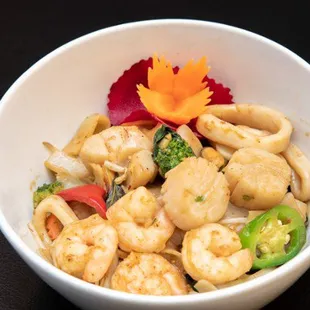 Pad Kee Mao with Seafood