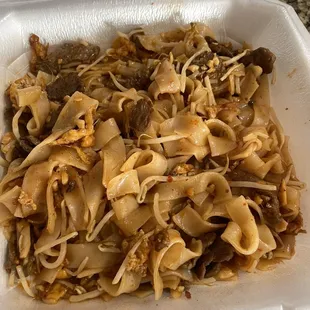 Beef Pad Thai Level 10 spice