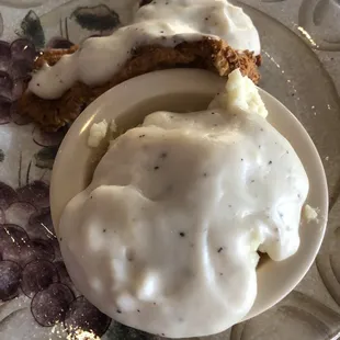 Hand-breaded chicken fried chicken with yummy gravy that hits the spot.
