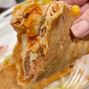 Crispy chicken taco