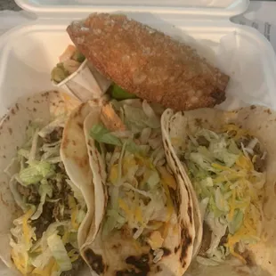 Tacos no sour cream as ordered - totally annoyed