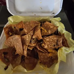 I ordered 2 nachos you can just look at the picture the chips were burnt i threw the meat away it also was burnt