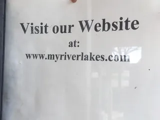 Riverlakes Pool & Recreation Center