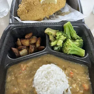 Catfish, Etouffee, Cajun potatoes, Broccoli